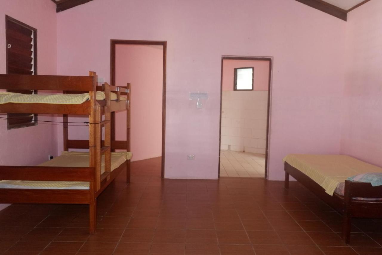 Bluepango Guest House بورت فيلا المظهر الخارجي الصورة