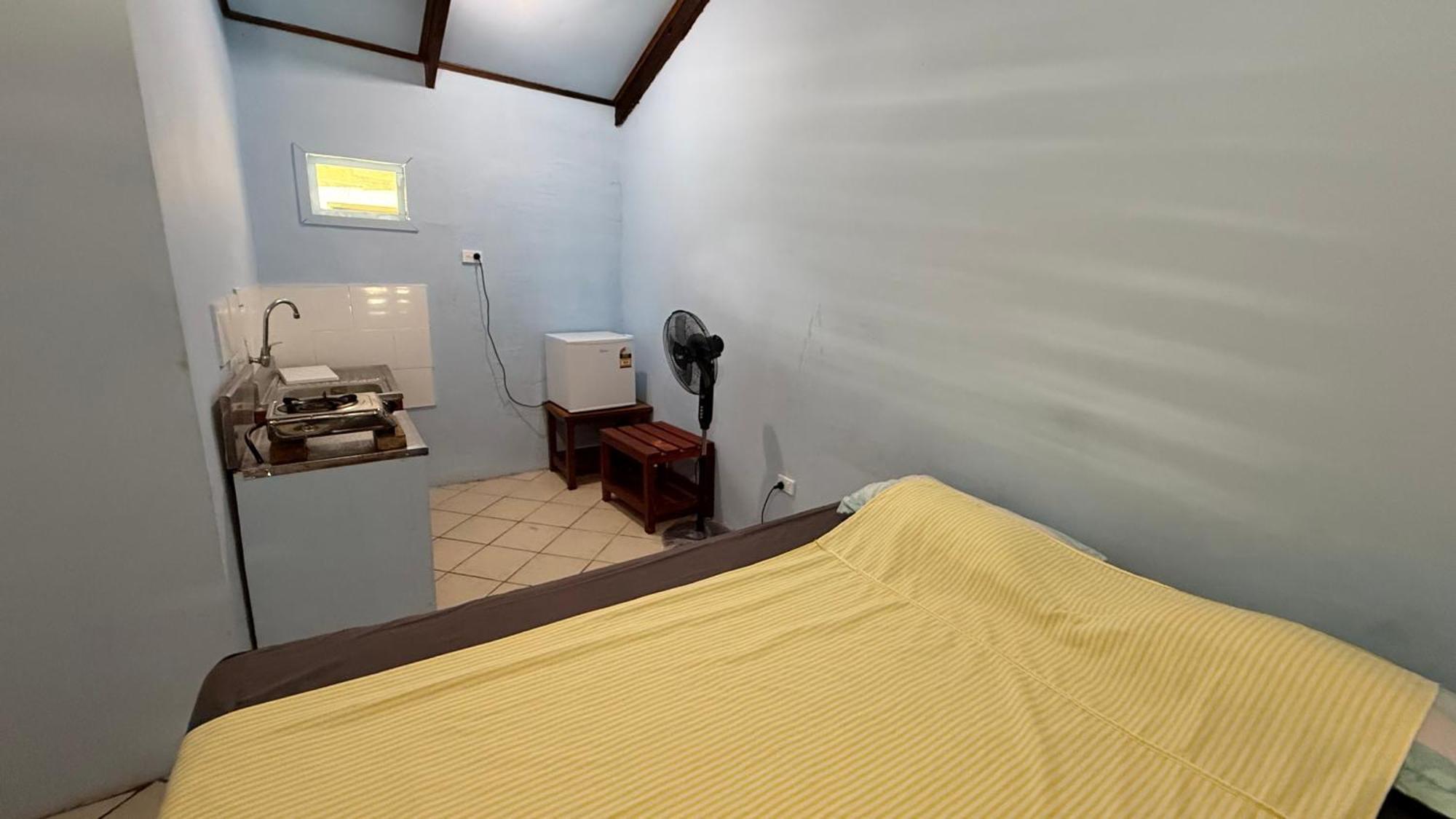 Bluepango Guest House بورت فيلا المظهر الخارجي الصورة